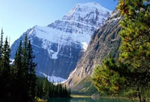 [天下足球]萨拉赫传射 利物浦送曼城联赛4连败.：黑白体育